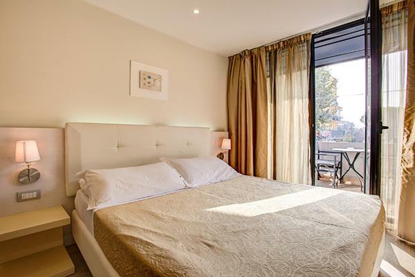 Hotel Ferretti Beach