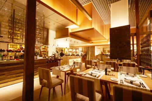 Hotel Al Faisaliah Suites
