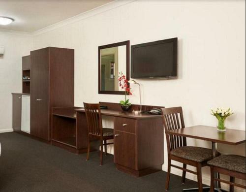 Hotel Best Western Plus Charles Sturt Suites & Apartments