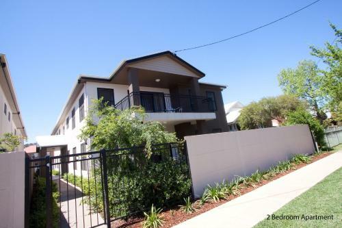 Hotel Best Western Plus Charles Sturt Suites & Apartments