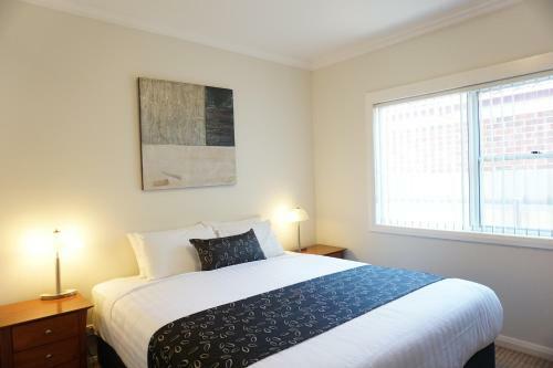 Hotel Best Western Plus Charles Sturt Suites & Apartments