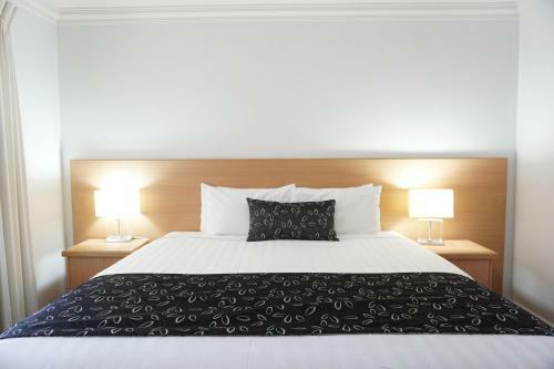 Hotel Best Western Plus Charles Sturt Suites & Apartments