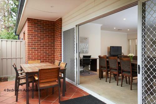 Hotel Best Western Plus Charles Sturt Suites & Apartments