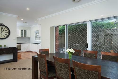 Hotel Best Western Plus Charles Sturt Suites & Apartments
