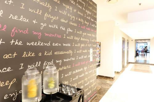 Aparthotel Heart Of Cbd Penthouse Apartment
