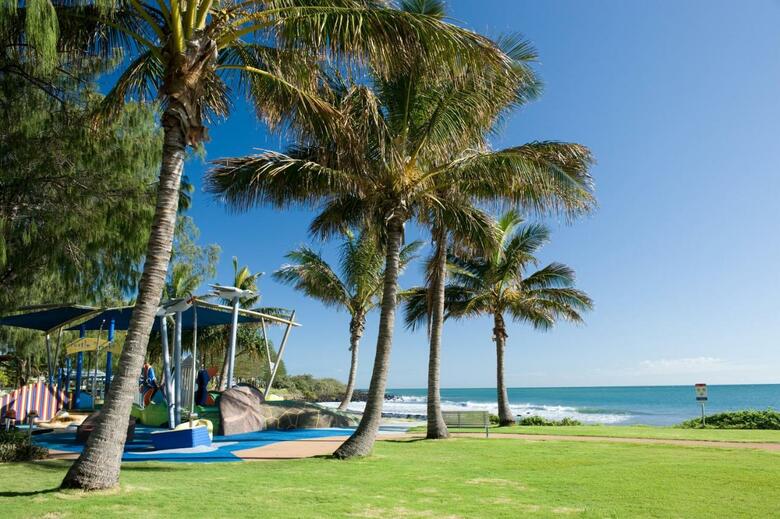 Nautilus Beachside Apartments