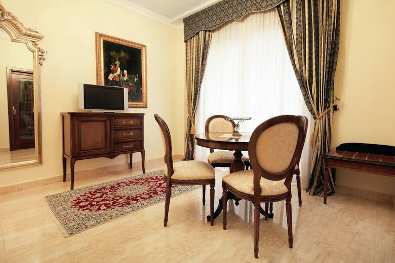 Grand Hotel President