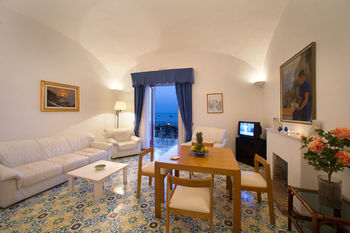 Residencia La Caravella On Positanos Beach