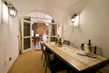 Residencia La Caravella On Positanos Beach
