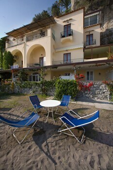 Residencia La Caravella On Positanos Beach