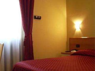 Air Hotel