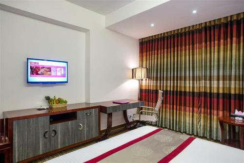 Hotel Bengal Blueberry