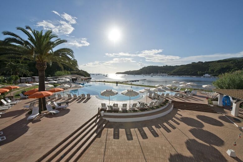 Hotel Cala Di Mola