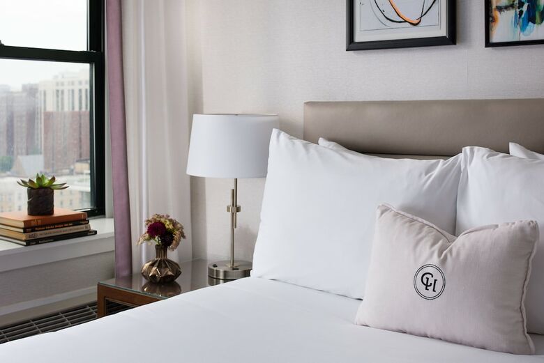 Hotel Indigo Chicago Gold Coast