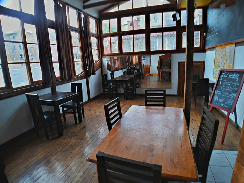 Hotel Maki Suites