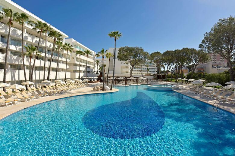 Hotel Iberostar Waves Cristina