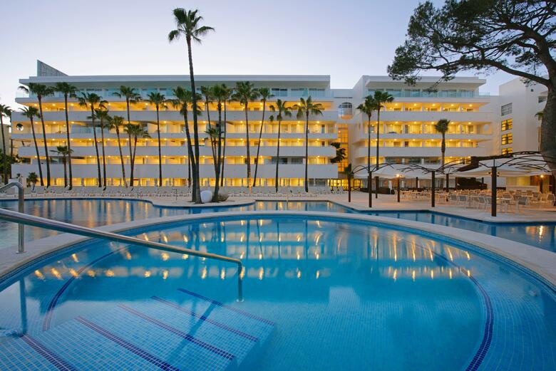 Hotel Iberostar Waves Cristina