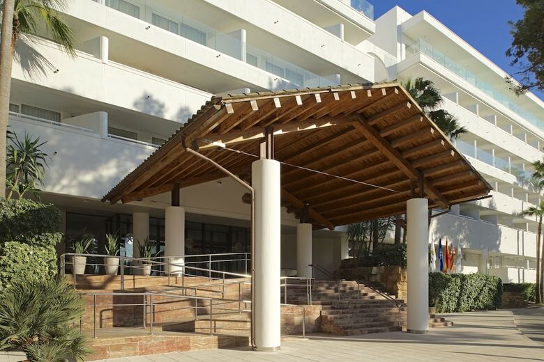 Hotel Iberostar Waves Cristina