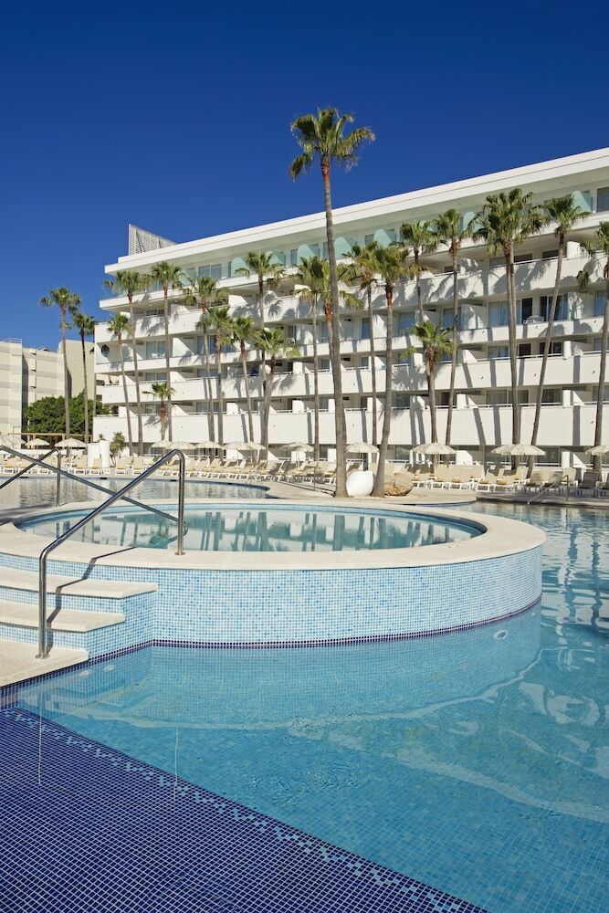 Hotel Iberostar Waves Cristina