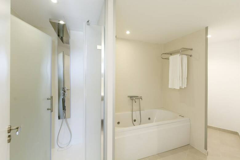 Reverence Mare Hotel Adults Only