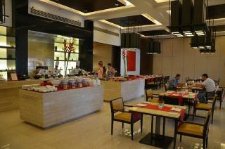 Hotel Trident