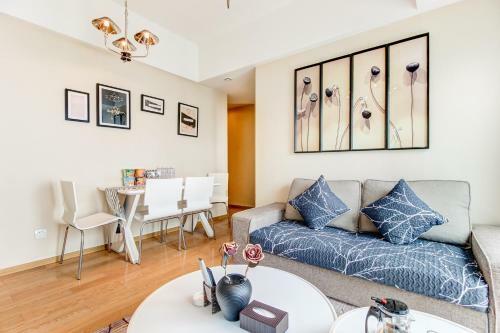 Zhishang Apartment