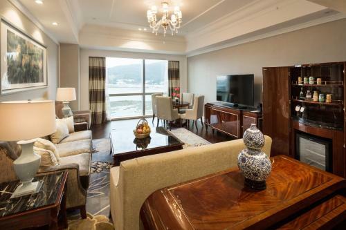 Fuzhou Jeurong Hotel
