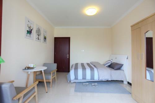 Guiyang Miao Station Hostel
