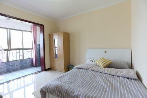 Guiyang Miao Station Hostel