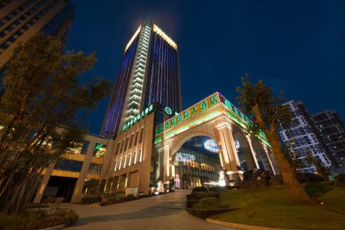 Huachen International Hotel