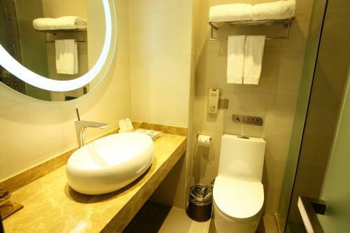 Lavande Hotel Guangzhou Changlong