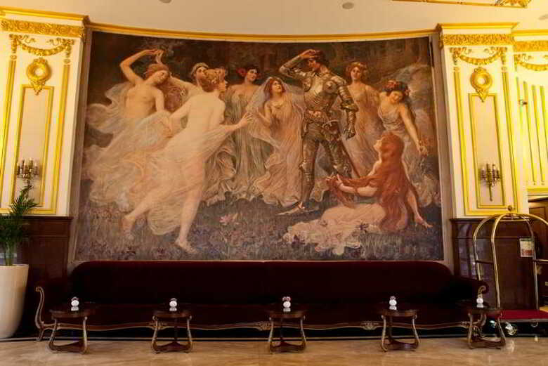 Moskva Hotel