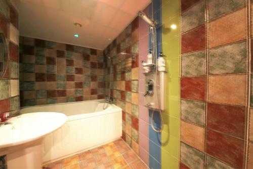 Motel J Boutique Hotel [mg Stay]