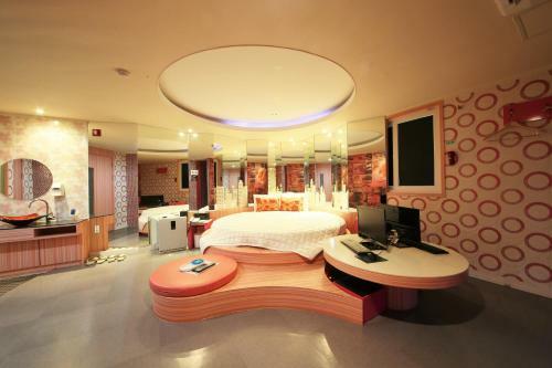 Motel J Boutique Hotel [mg Stay]