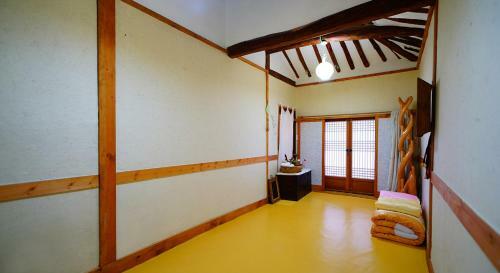 Hostal Beautiful Garden Hanok Guesthouse