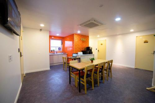 Hostal Myeongdong Cheese Hotel