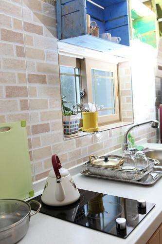 Hostal Basecamp Guesthouse