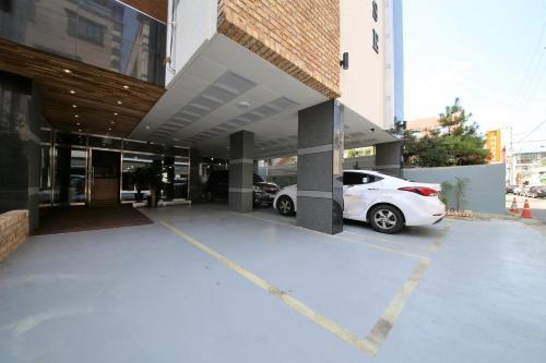 Hostal G House Mini Hotel & Guesthouse