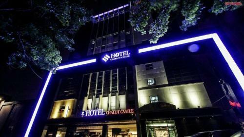 Hotel Charlot Castle