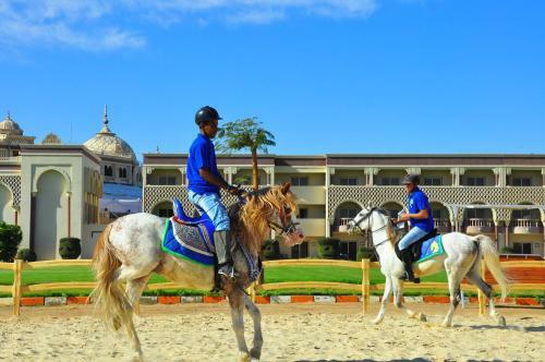 Hotel Sunrise Garden Beach Resort & Spa