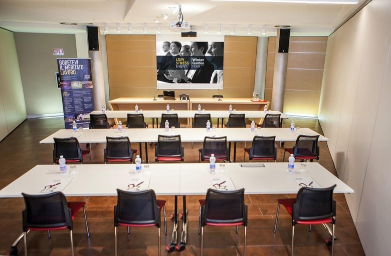 Winter Garden Hotel - Aeropuerto De B�rgamo