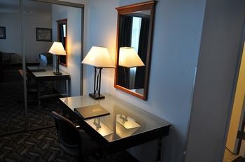 Ramada Plaza Hotel