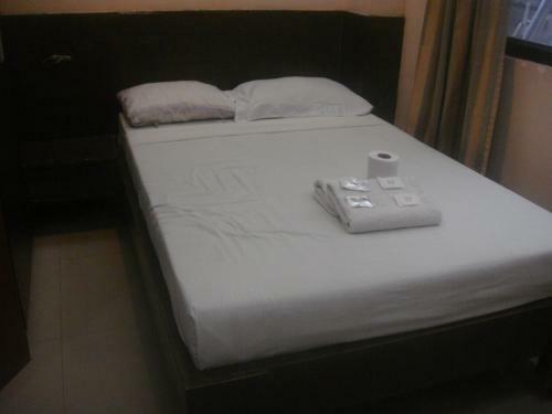 Hidden Pearl Hotel (janus Luxury Suites)