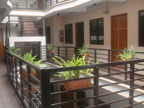 Hidden Pearl Hotel (janus Luxury Suites)