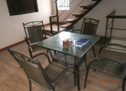 Hidden Pearl Hotel (janus Luxury Suites)