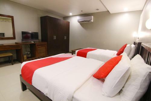 Artina Suites Hotel