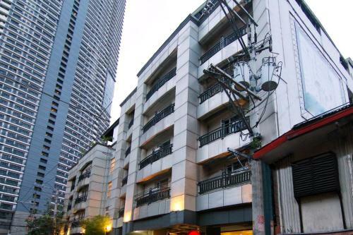 Artina Suites Hotel