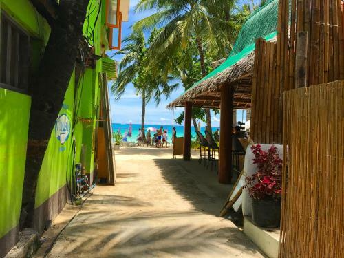 Hotel Luxx Boutique Boracay