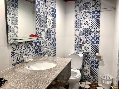 Hostal Romantic Place Guesthouse