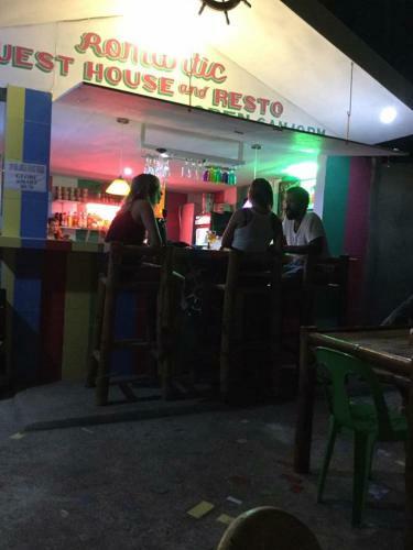 Hostal Romantic Place Guesthouse